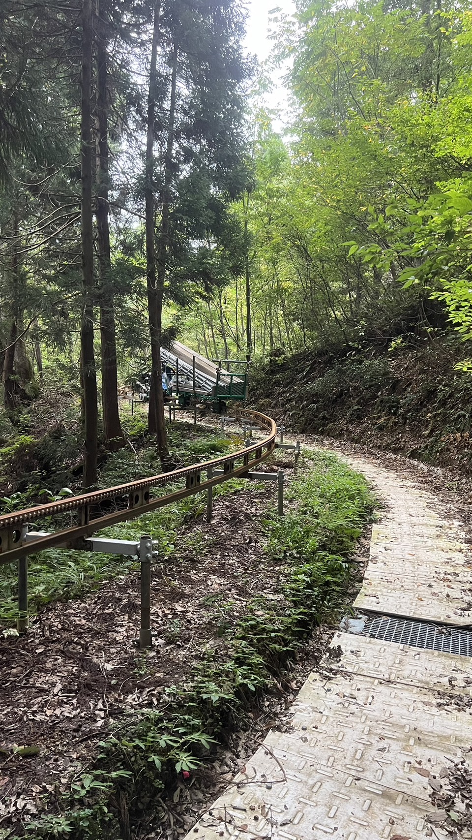 富山県､山中　ステージ足場組立工事