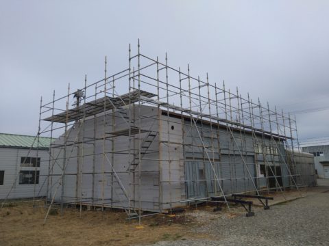 屋根取り替え用足場工事完了